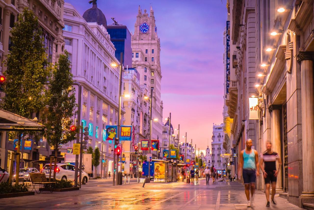 Woohoo Suites Madrid Ngoại thất bức ảnh