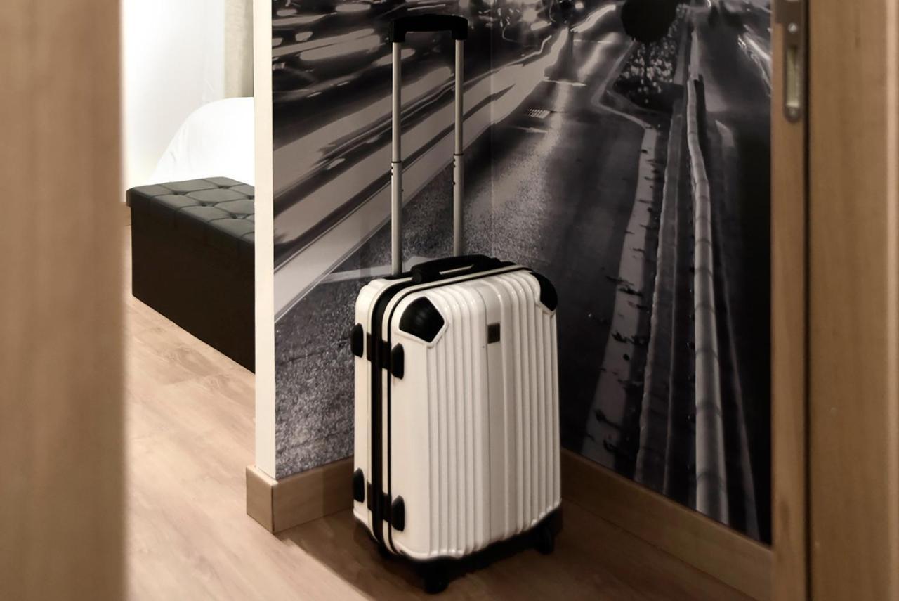 Woohoo Suites Madrid Ngoại thất bức ảnh